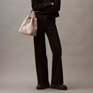 Calvin Klein - Refined Ultra High Wide Leg Jeans in Black